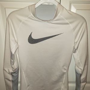 Nike Dri-Fit cold weather long sleeve Boys XL